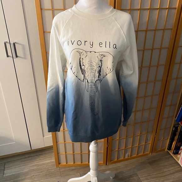ivory ella Sweaters - Ivory Ella Women XS Sweatshirt Small  Blue Tie Dye Elephant Crew Organic Cotton